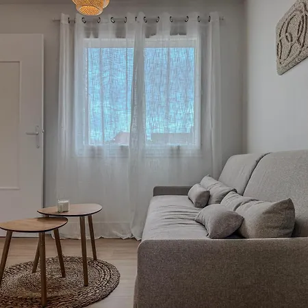 Liberte Prestige - Tram - Rocade Apartmán